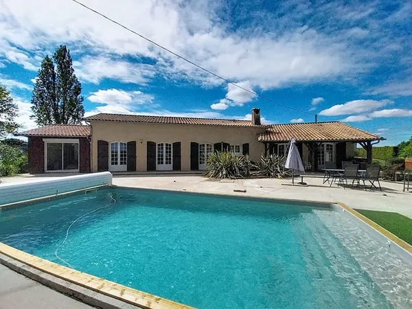 Maison Rauzan 6 pièce(s) 149 m2