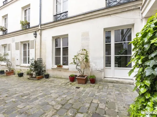 Bureaux 68 m² Paris 4ème