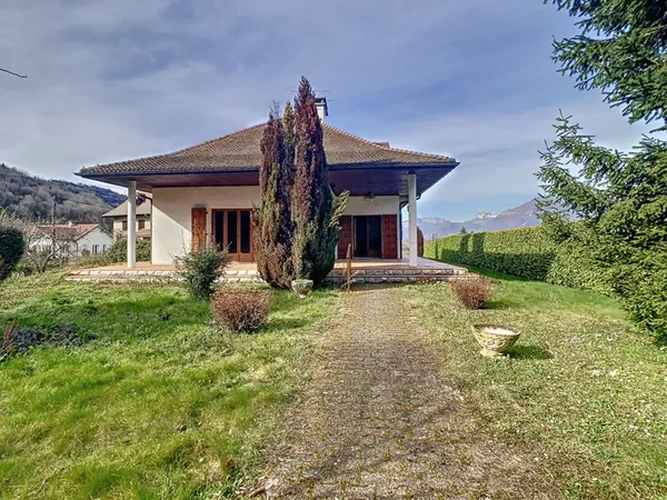 Maison 220 m²