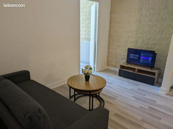 Appartement 5 pièces dans une residence calme et paisible