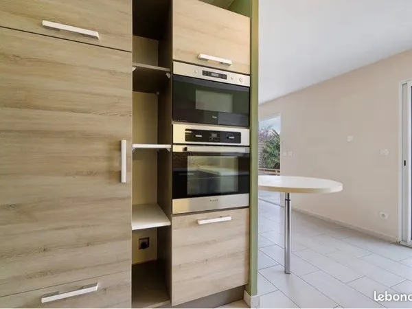 À louer - Pavillon récent meublé haut de gamme - Saint-Florent-des-Bois - Disponible au 1er septembr