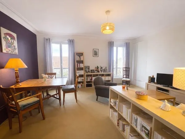 Bourges Cathédrale - Bel appartement T5 offrant 103.93m² Carrez