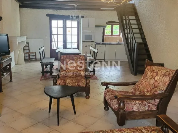 MAISON DE VILLAGE - 2 CHAMBRES - JARDIN - ISSONCOURT LES TROIS DOMAINES