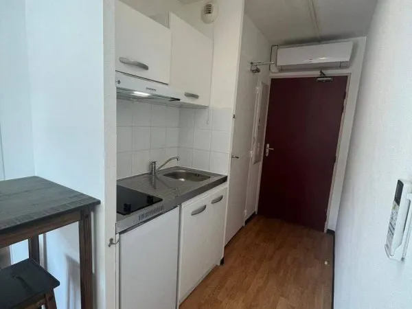 Studio 1 pièce 17 m²