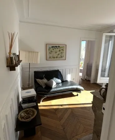 Sous-loue appartement pour août