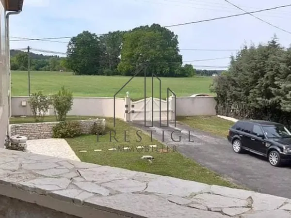 MAISON T4 DE 163M² - JARDIN 2343M² - DEPENDANCES