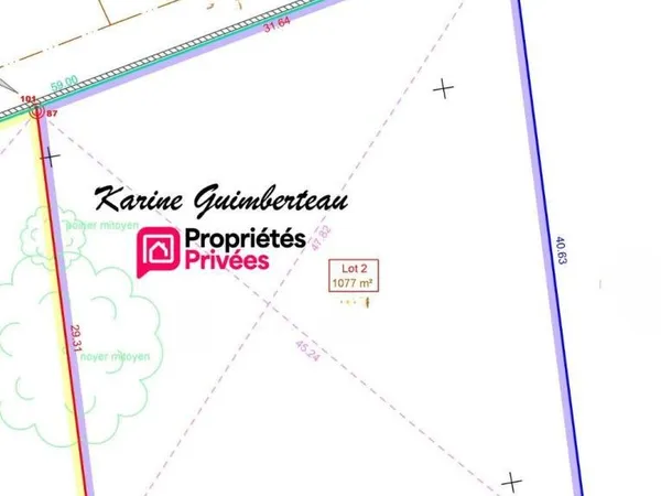 Terrain constructible 1077 m2 - Lussac
