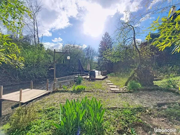 Propriété 5 pièces 97 m²