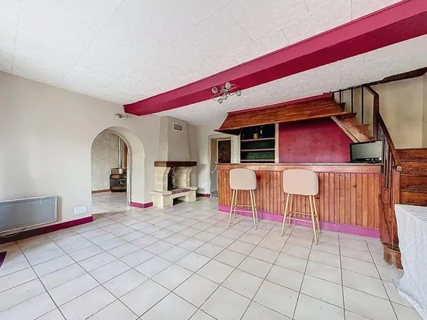 Secteur Bellême, maison de village de 130 m2 avec jardin de 1300 m2