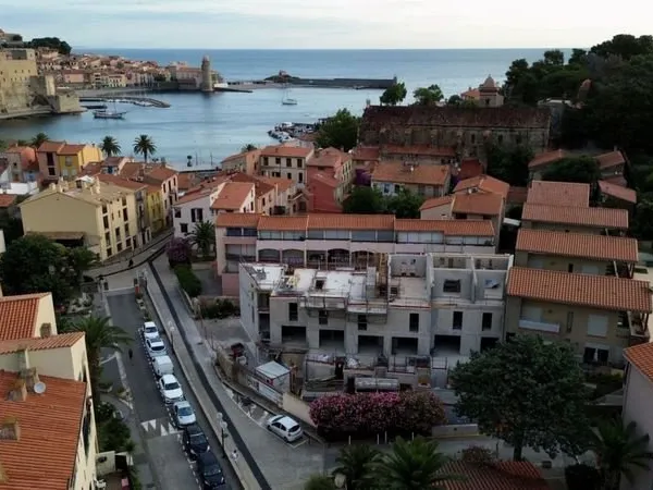 Villa neuve 92m2 à Collioure Centre Plage, Triplex 4 pièces,