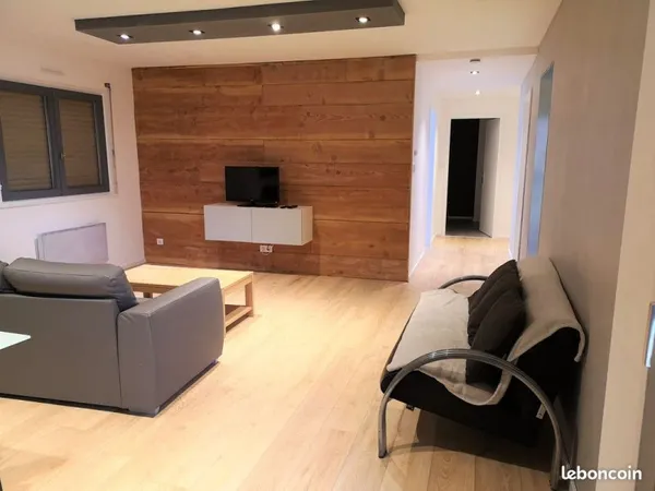 Appartement 74 m2 4 pièces proche centre