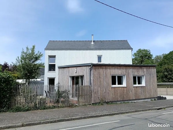 Maison récente à Corps-Nuds - 3 chambres et garage