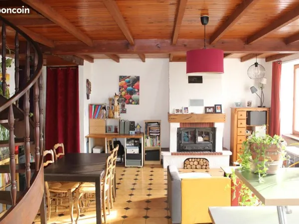 Appartement 5 pieces 96m² avec jardinet