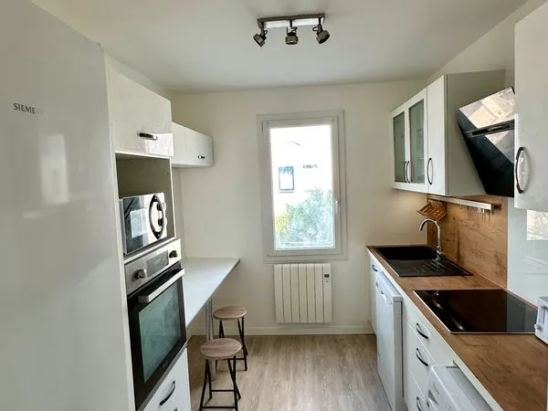 Appartement en colocation a Champs sur Marne, 3chambres, 4 minutes à pieds du RER A Noisy Champs