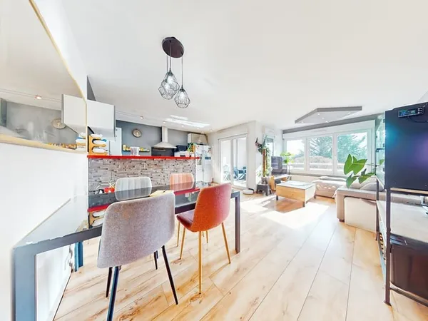 ÉPAGNY METZ TESSY- Appartement T3 avec terrasse, garage, cave et place de parking