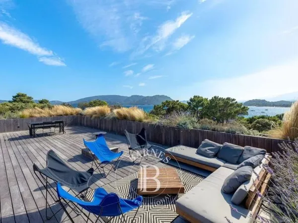 Villa 6 pièces 176 m²