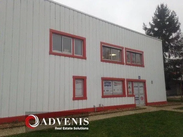 Local d'activité 420 m²