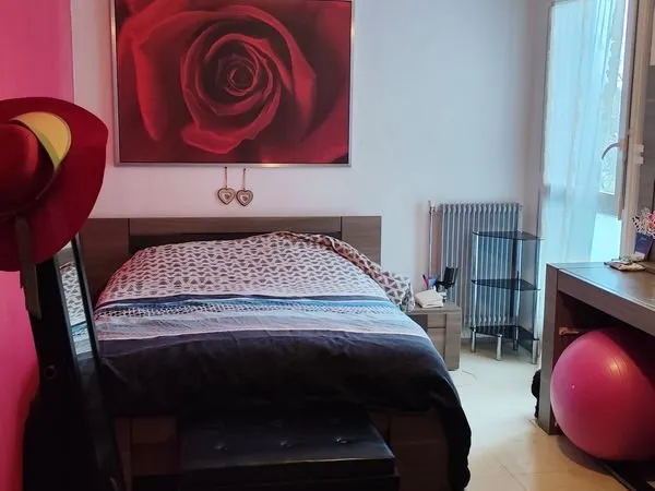 Chambre en colocation à louer à 5 min de la gare de Cergy préfecture