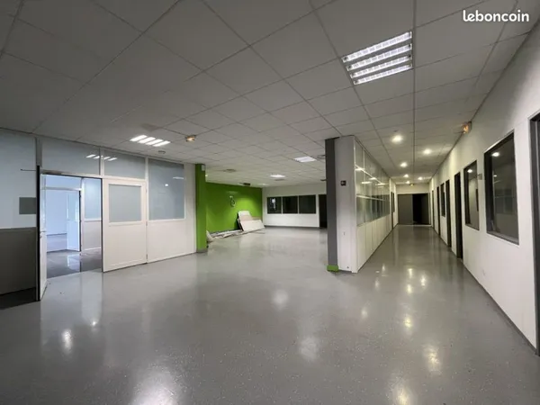 Bureaux 450 m² rivery