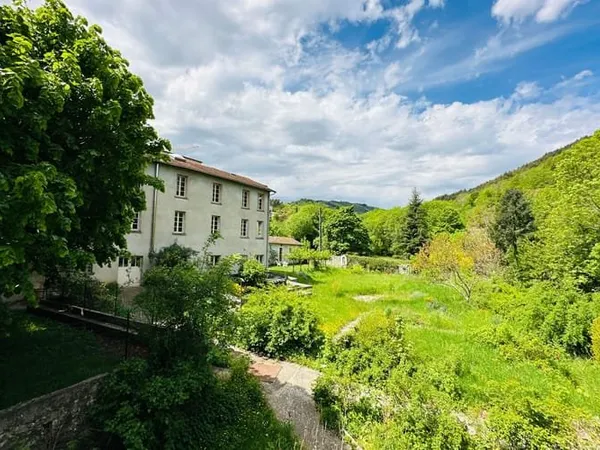 Immeuble 8 pièces 248 m²