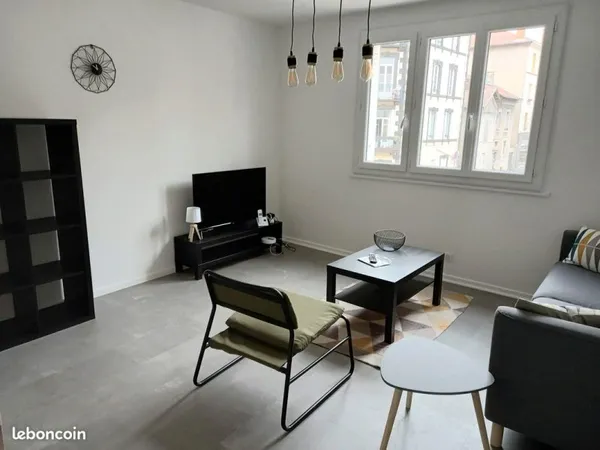2/4 chambres disponibles - belle colocation meublée bien située