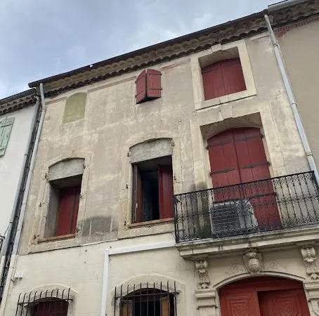 Maison 8 pièces 254 m²