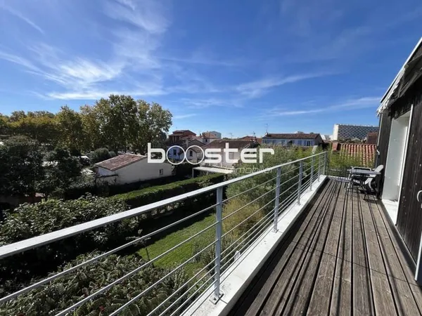 Bel appartement 3 pièces en dernier étage - Terrasse - Parking et cellier
