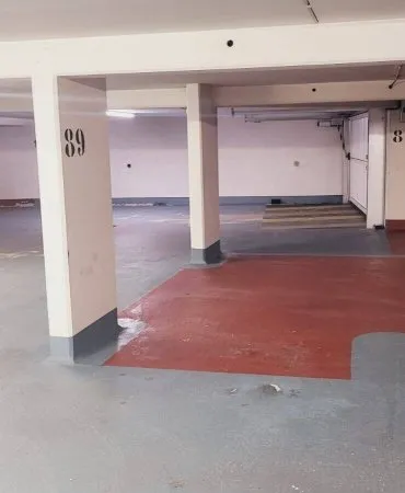 Parking 13 m²
