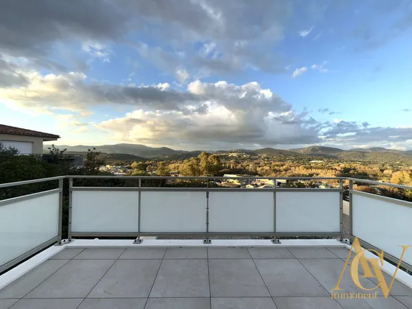 T3 Dernier étage Terrasse & Vue Exceptionnelle