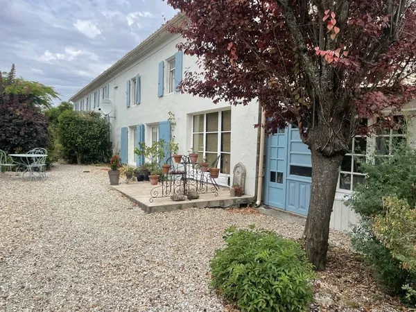 Spacieuse maison de village