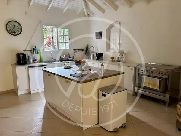 Maison 4 pièces 150 m²