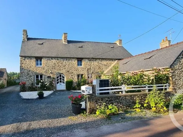 Maison 9 pièces 249 m²
