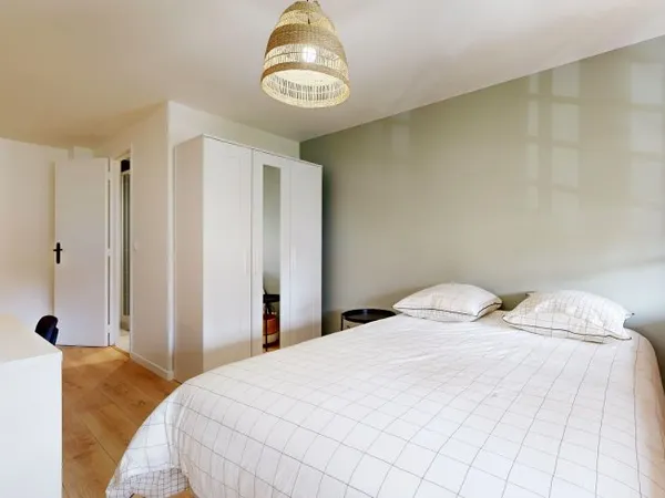 Propose colocation chambre meublée 15m² Angers