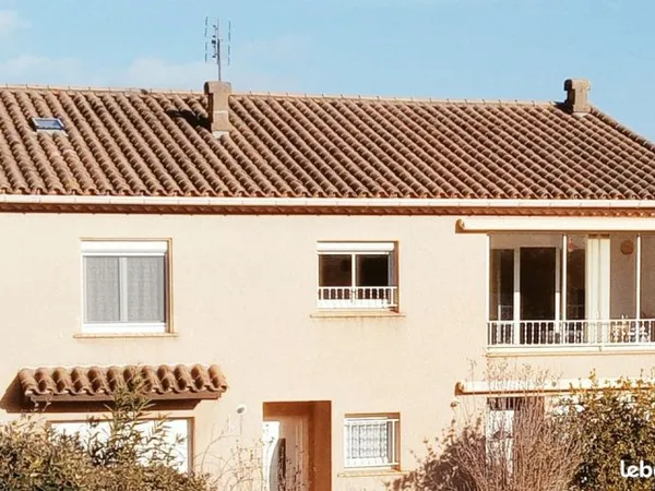 Maison T2 + T5