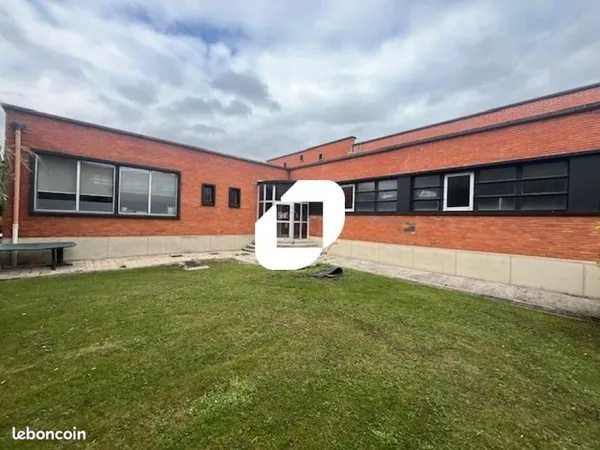 Bureau 400 m²