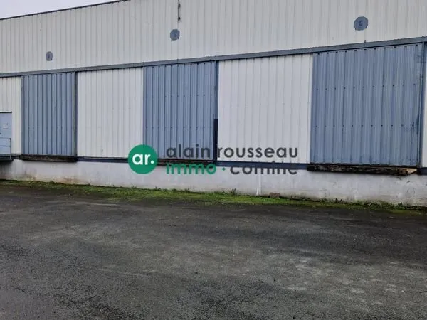 Local 960 m² Cholet