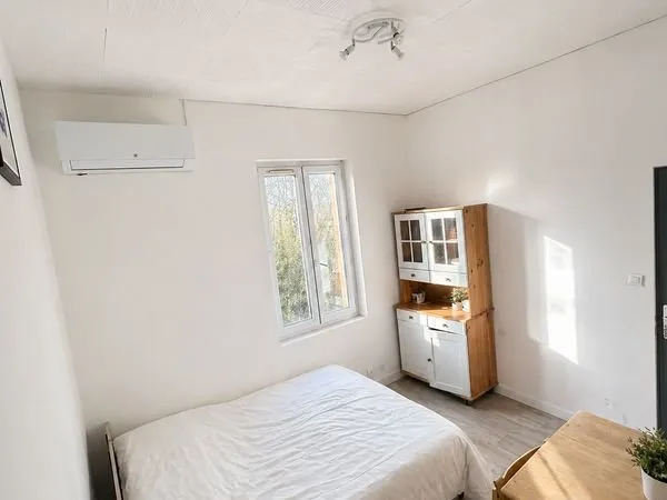 Studio meublé - climatisation - petite copropriété - La Roche-sur-Yon