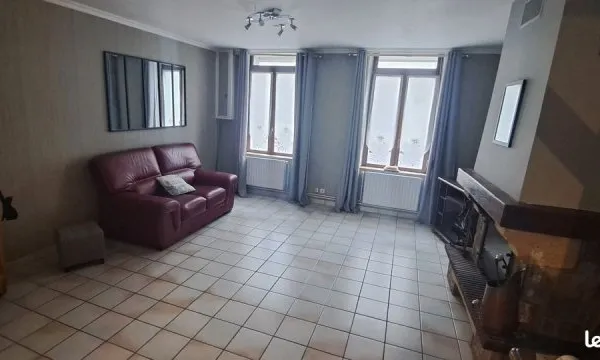 Maison familiale lumineuse avec terasse et charme