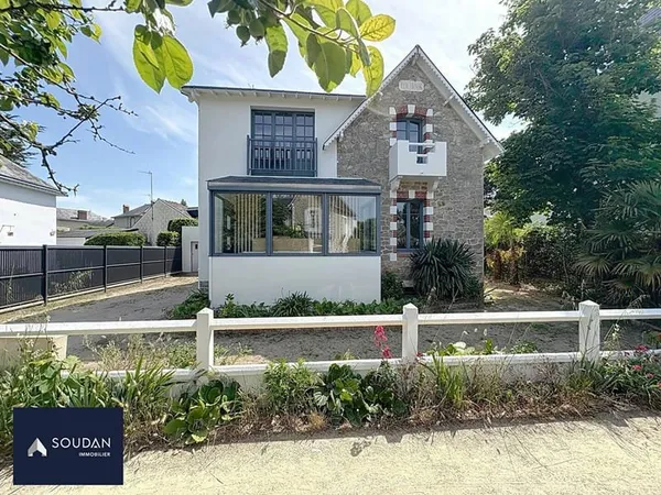 Maison 5 pièce(s) 121.61 m2