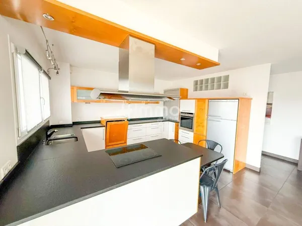 Appartement 3 pièces 107 m²