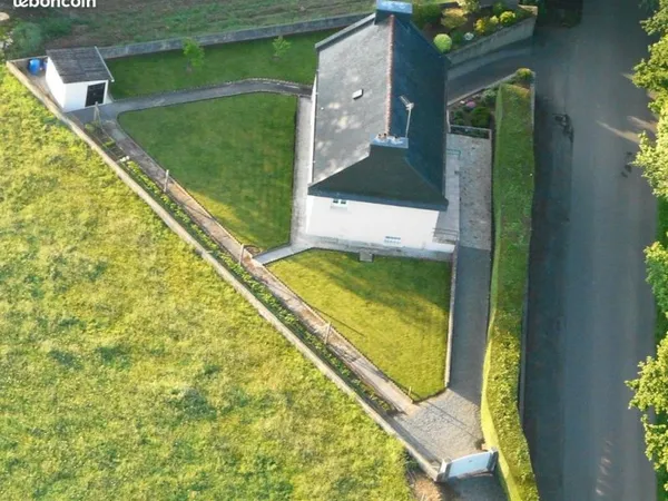 Vends maison au bourge de mellac
