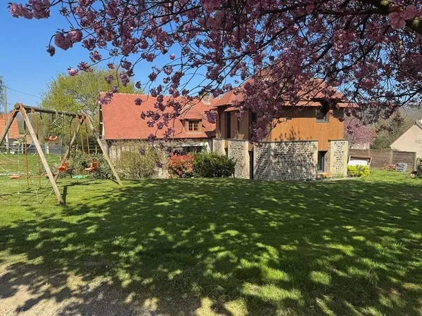 Maison 6 pièces 200 m²