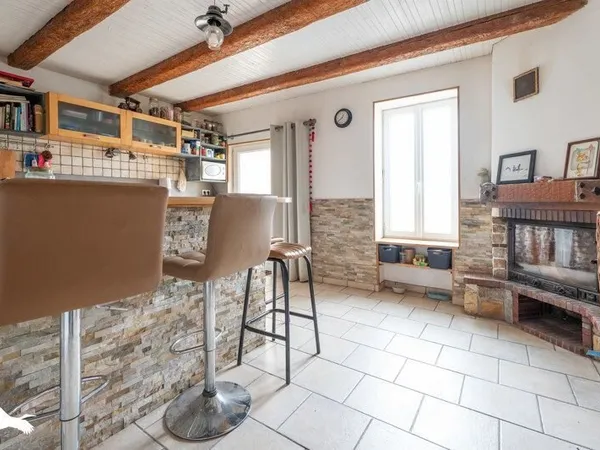 Maison de bourg de 3 pièces principales