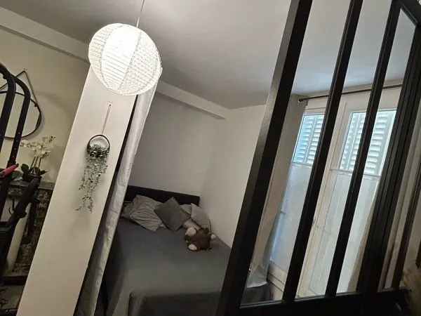 Très spacieux studio