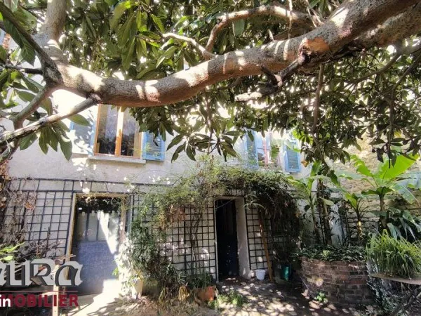 Maison 8 pièces 180 m²