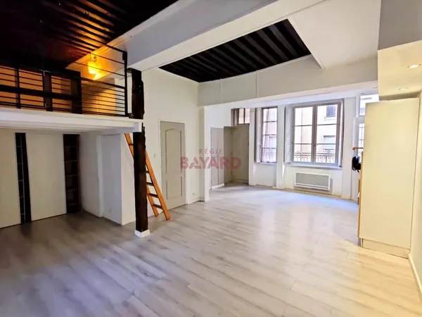 Charmant T1 bis de 41m² - Lyon 1er : Cachet de l'ancien