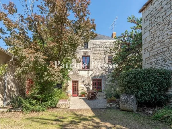 Maison 10 pièces 232 m²