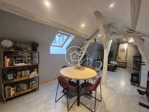 Maison 9 pièces 212 m²