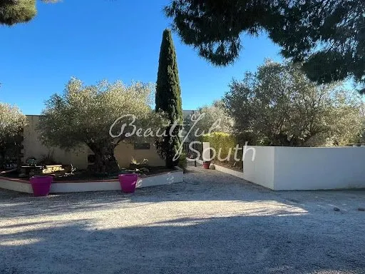 Chambre d'hôtes 25 pièces 630 m²