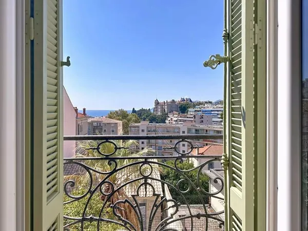 Charmant trois pièces à Cannes!
